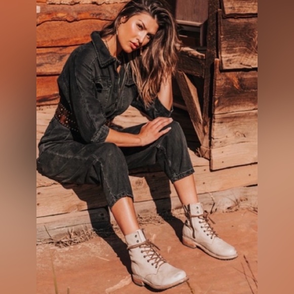 FREEBIRD MANCHESTER BOOTS - Picture 2 of 12